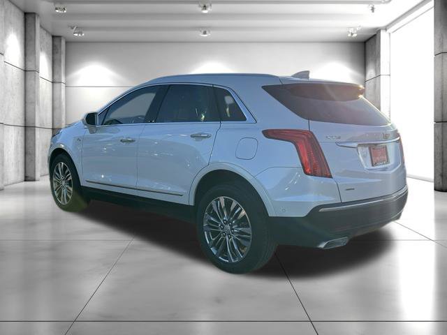 Used 2018 Cadillac XT5 Premium Luxury w/ Driver Assist Package AWD/4WD image 6