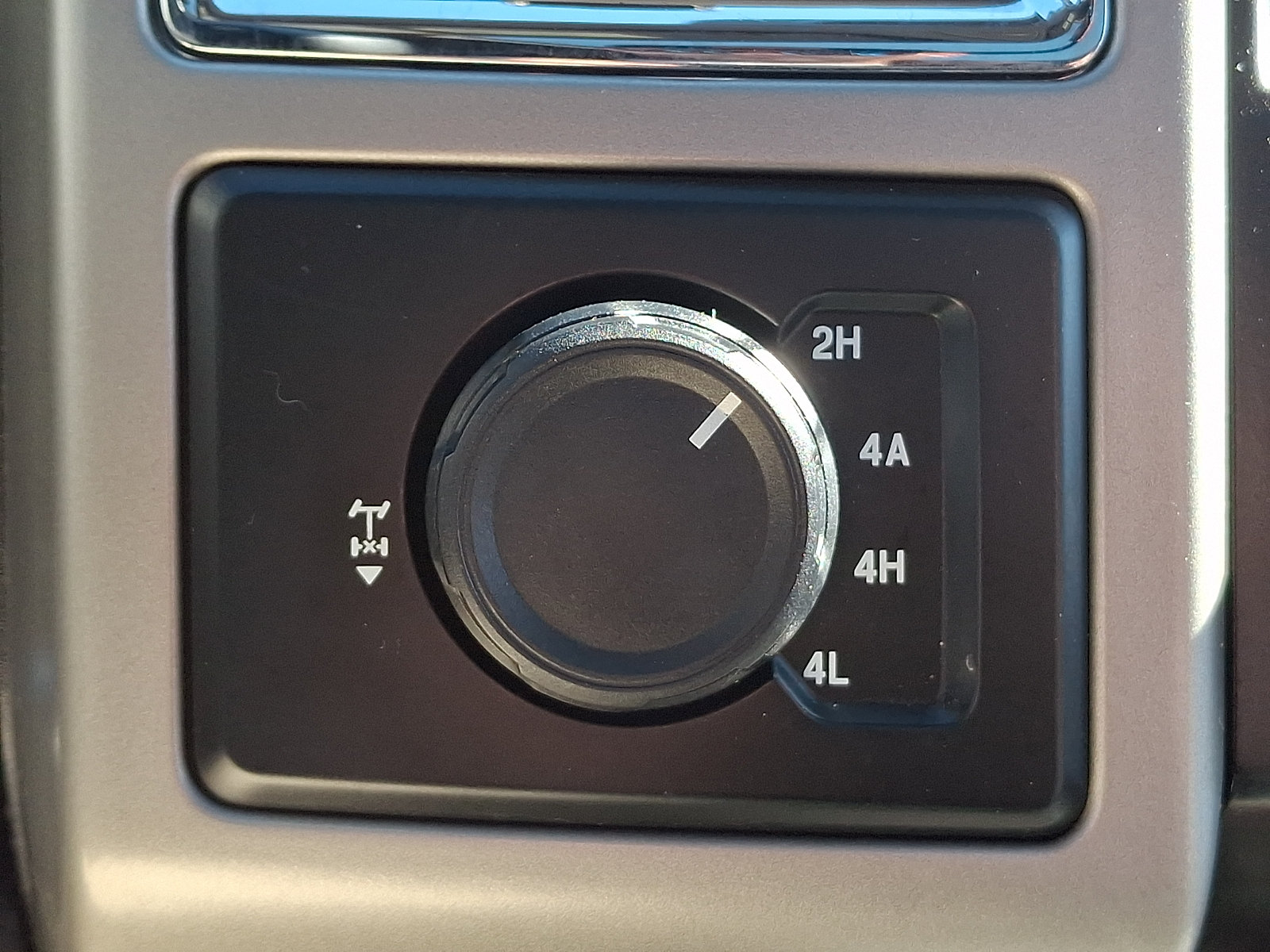 Used 2015 Ford F150 Lariat AWD/4WD image 25