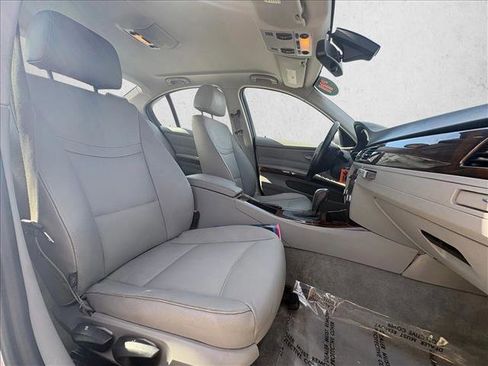 Used 2011 BMW 328i Sedan image 21