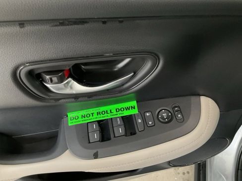 New 2026 Honda HR-V LX image 6