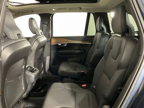 Certified 2024 Volvo XC90 B6 Plus image 31