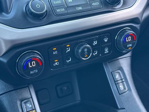 Used 2019 GMC Acadia Denali w/ Technology Package image 24