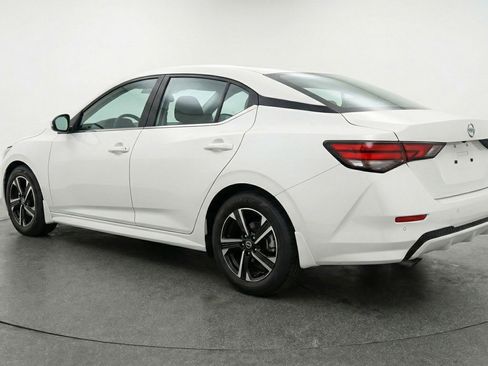 Used 2025 Nissan Sentra SV FWD image 6