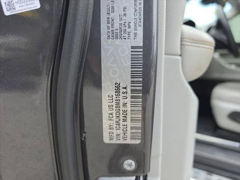Certified 2021 Jeep Grand Cherokee L Overland AWD/4WD image 38