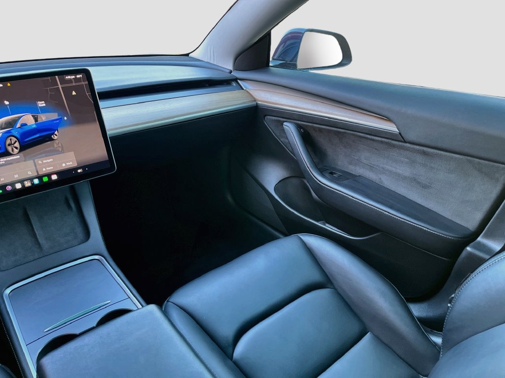 Used 2023 Tesla Model 3 Standard Range RWD image 23