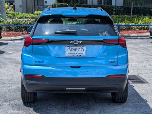 New 2027 Chevrolet Bolt RS w/ Technology Package FWD image 4