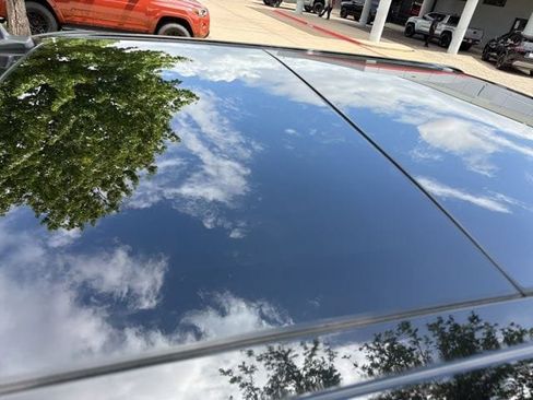 Used 2019 Ford F250 Platinum w/ Platinum Ultimate Package image 6