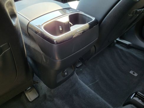 Used 2025 Kia Telluride S FWD image 31