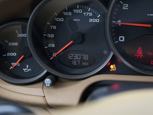 Used 2006 Porsche 911 Carrera 4 image 45