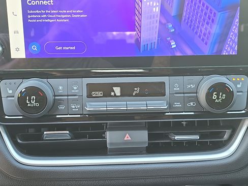 Used 2024 Toyota Grand Highlander FWD image 22