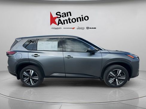 Used 2024 Nissan Rogue SL w/ SL Premium Package FWD image 17