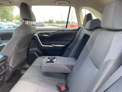 Used 2023 Toyota RAV4 XLE FWD image 11