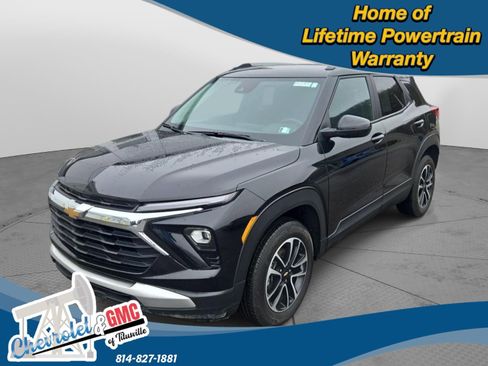 Used 2024 Chevrolet TrailBlazer LT image 2