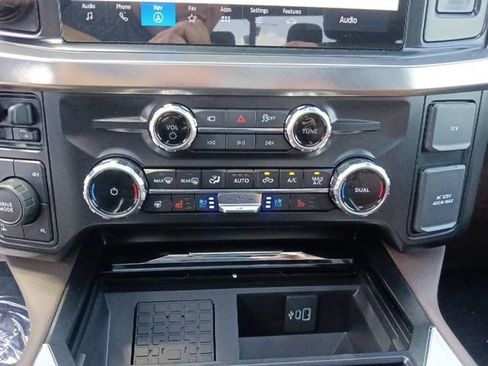 New 2026 Ford F250 King Ranch w/ Chrome Package AWD/4WD image 24