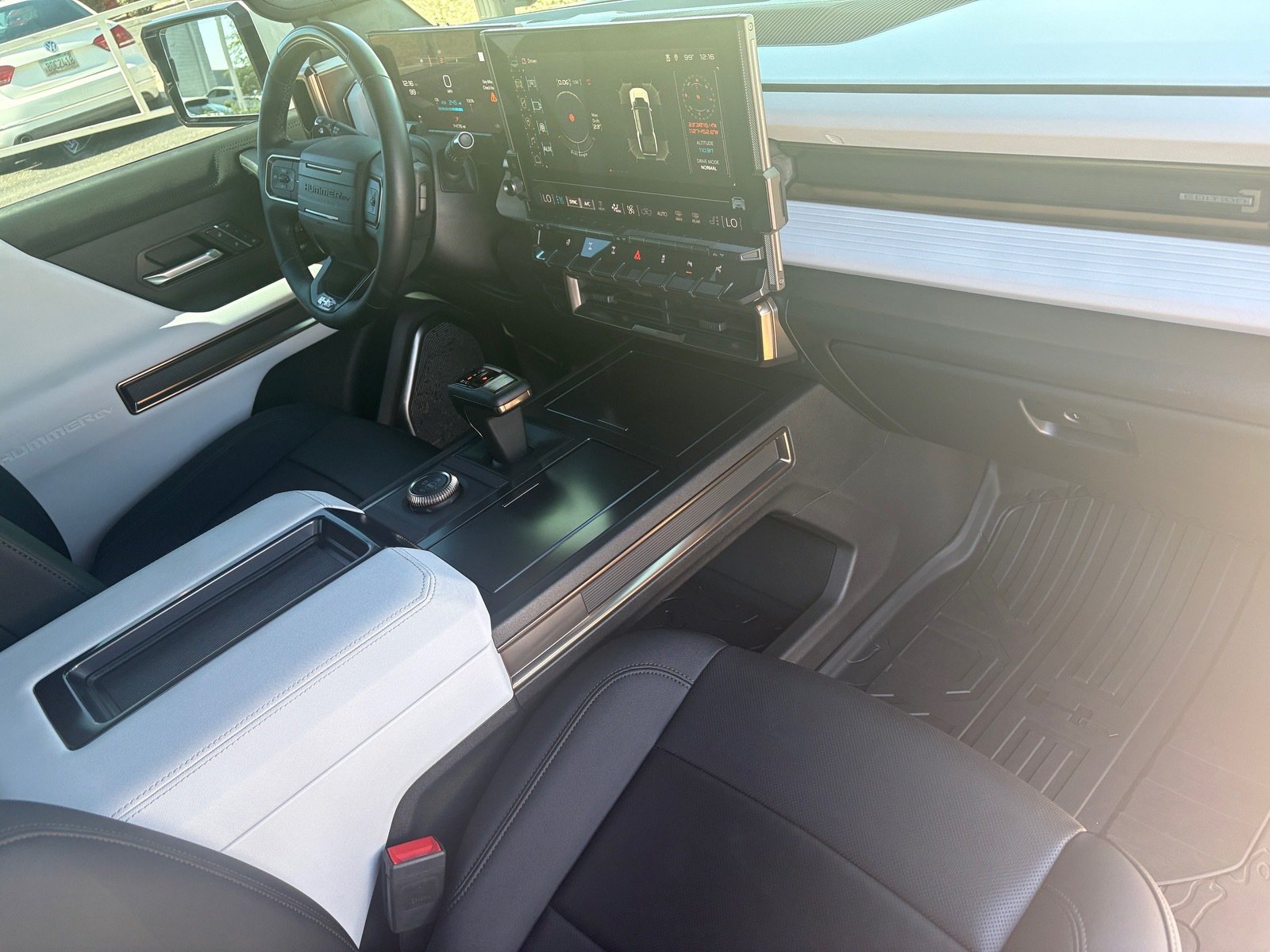 Used 2022 GMC Hummer EV Edition 1 w/ LPO, Illumination Package AWD/4WD image 10