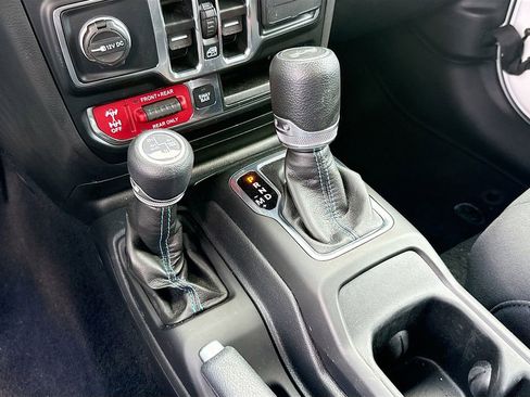 Used 2023 Jeep Wrangler Unlimited Rubicon 4xe w/ Cold Weather Group image 17