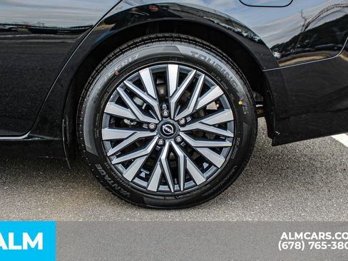 Used 2025 Nissan Altima 2.5 SV image 15