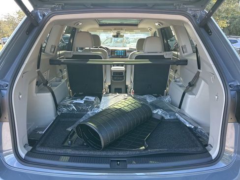 New 2026 Volkswagen Atlas SE FWD image 52
