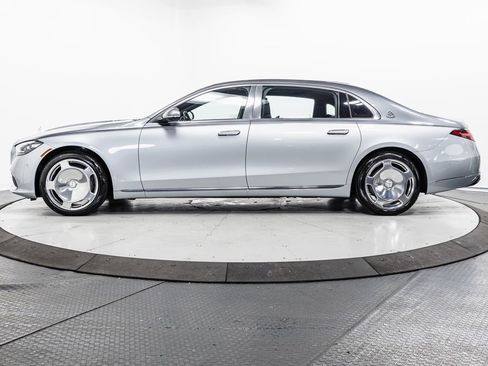Certified 2024 Mercedes-Benz Maybach S 580 4MATIC image 4
