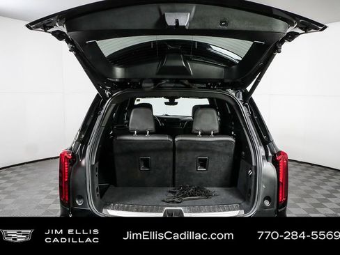 Used 2020 Cadillac XT6 Premium Luxury image 33