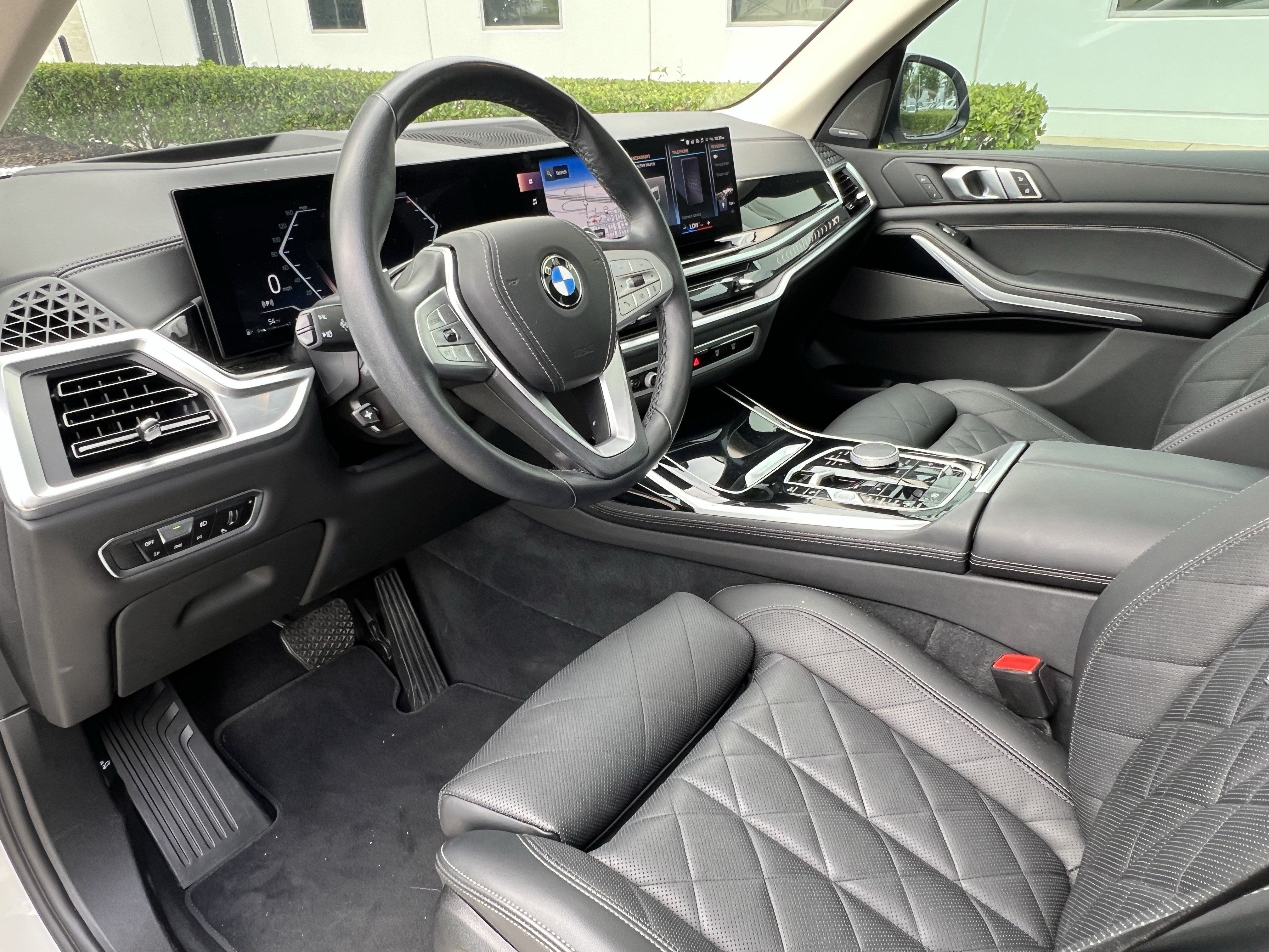 Used 2023 BMW X7 xDrive40i w/ Premium Package AWD/4WD image 17