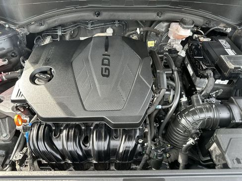 Used 2023 Hyundai Santa Fe SEL FWD image 17