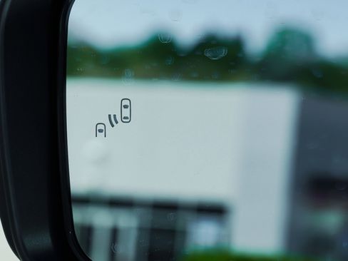 New 2026 Toyota C-HR w/ Cold Weather Package image 21