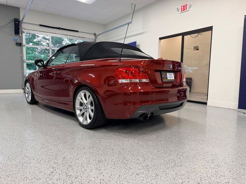 Used 2012 BMW 135i Convertible RWD image 6