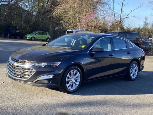 Used 2023 Chevrolet Malibu LT image 3