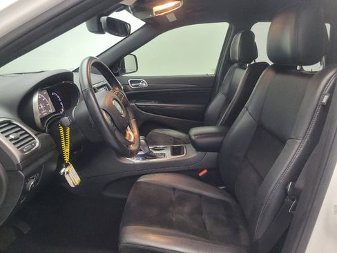 Used 2018 Jeep Grand Cherokee Laredo RWD image 17
