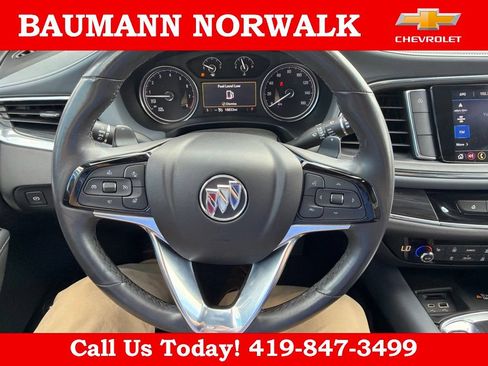 Used 2024 Buick Enclave Essence w/ Sport Touring Edition FWD image 21