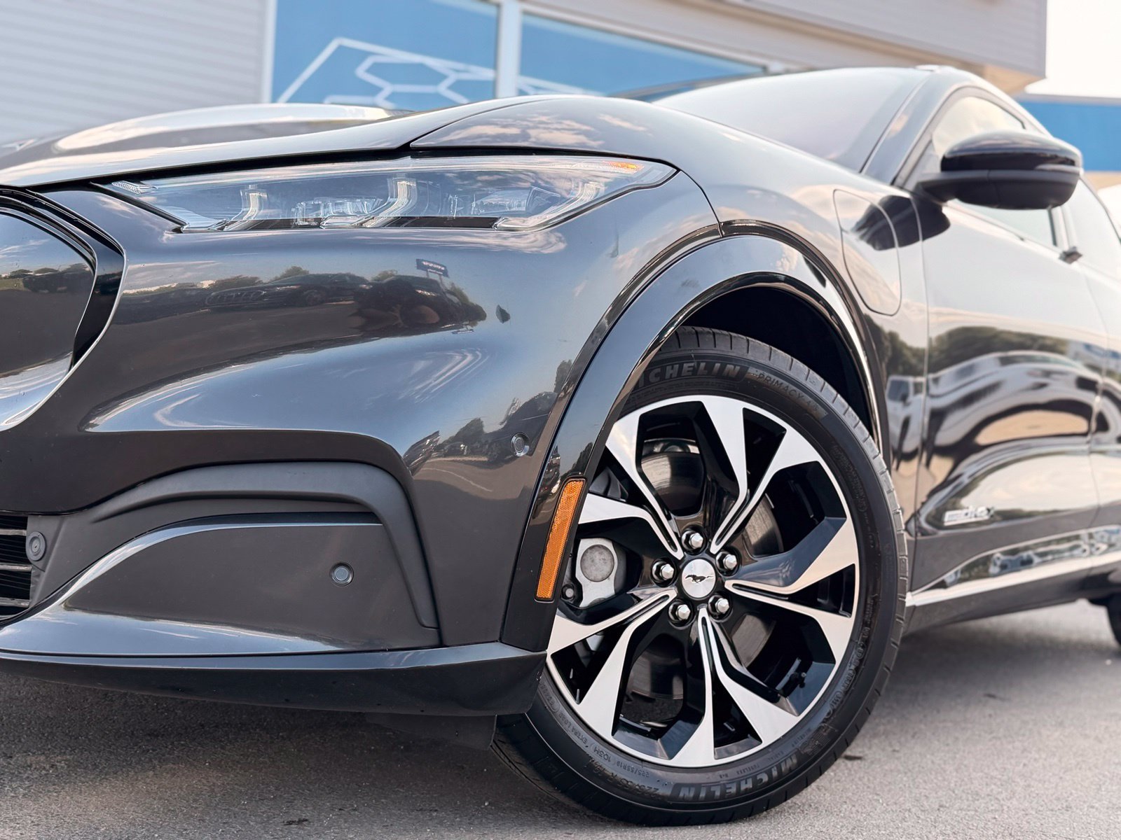 Used 2021 Ford Mustang Mach-E Premium AWD/4WD image 4