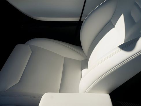 Used 2017 Tesla Model S 75D image 25