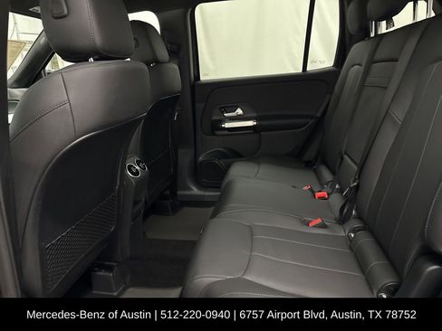 Certified 2025 Mercedes-Benz GLB 250 image 22