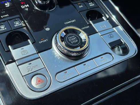 Certified 2024 Bentley Flying Spur S V8 image 43