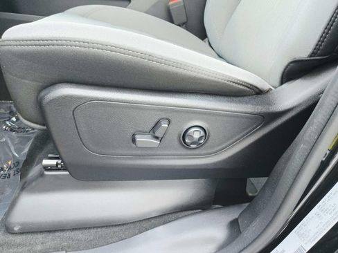 Used 2021 RAM 1500 Big Horn AWD/4WD image 37