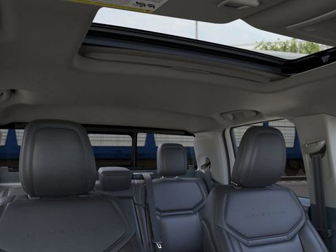 New 2026 Ford Maverick Lariat w/ Black Appearance Package image 12