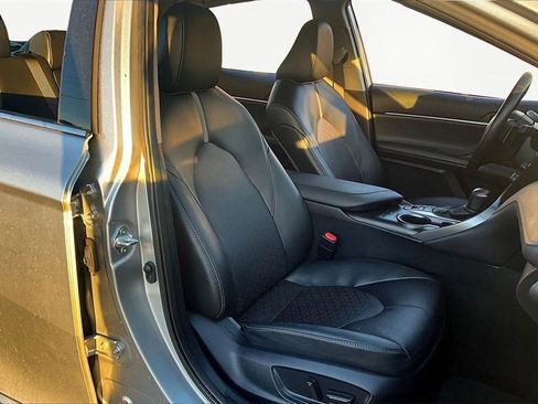 Used 2024 Toyota Camry XSE image 7