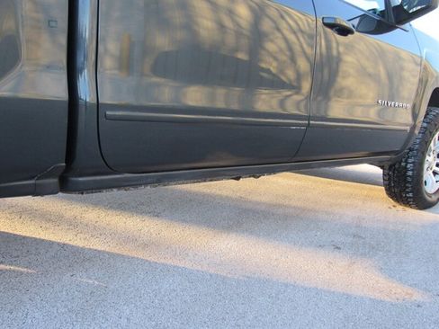 Used 2017 Chevrolet Silverado 1500 LT w/ All Star Edition image 9