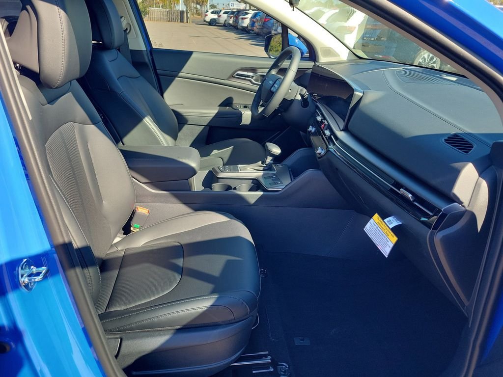 New 2026 Kia Sportage SX FWD image 7