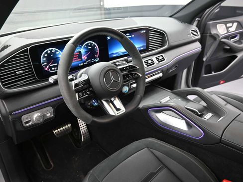 Used 2024 Mercedes-Benz GLE 53 AMG 4MATIC Coupe image 10