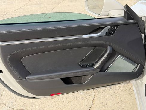 Used 2022 Porsche 911 Turbo S image 12