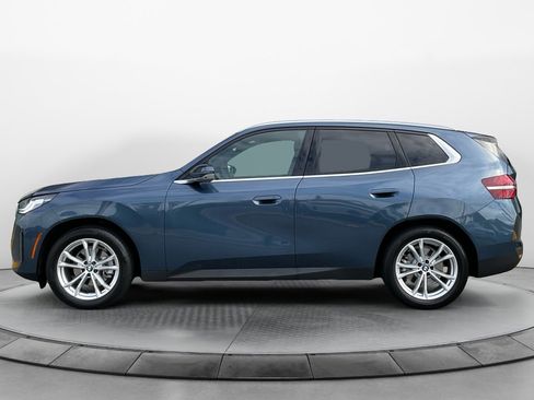 Certified 2025 BMW X3 xDrive30i w/ Premium Package image 4