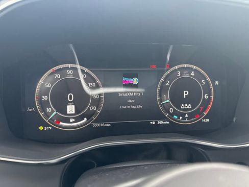 New 2026 Jaguar F-PACE R-Dynamic S image 22