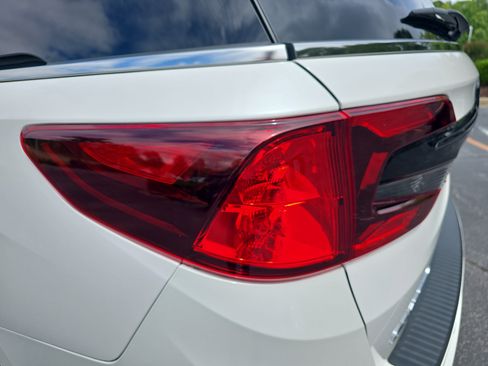 Used 2025 Honda Odyssey Elite image 36