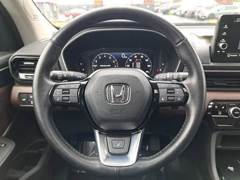 Used 2023 Honda Pilot Elite image 19