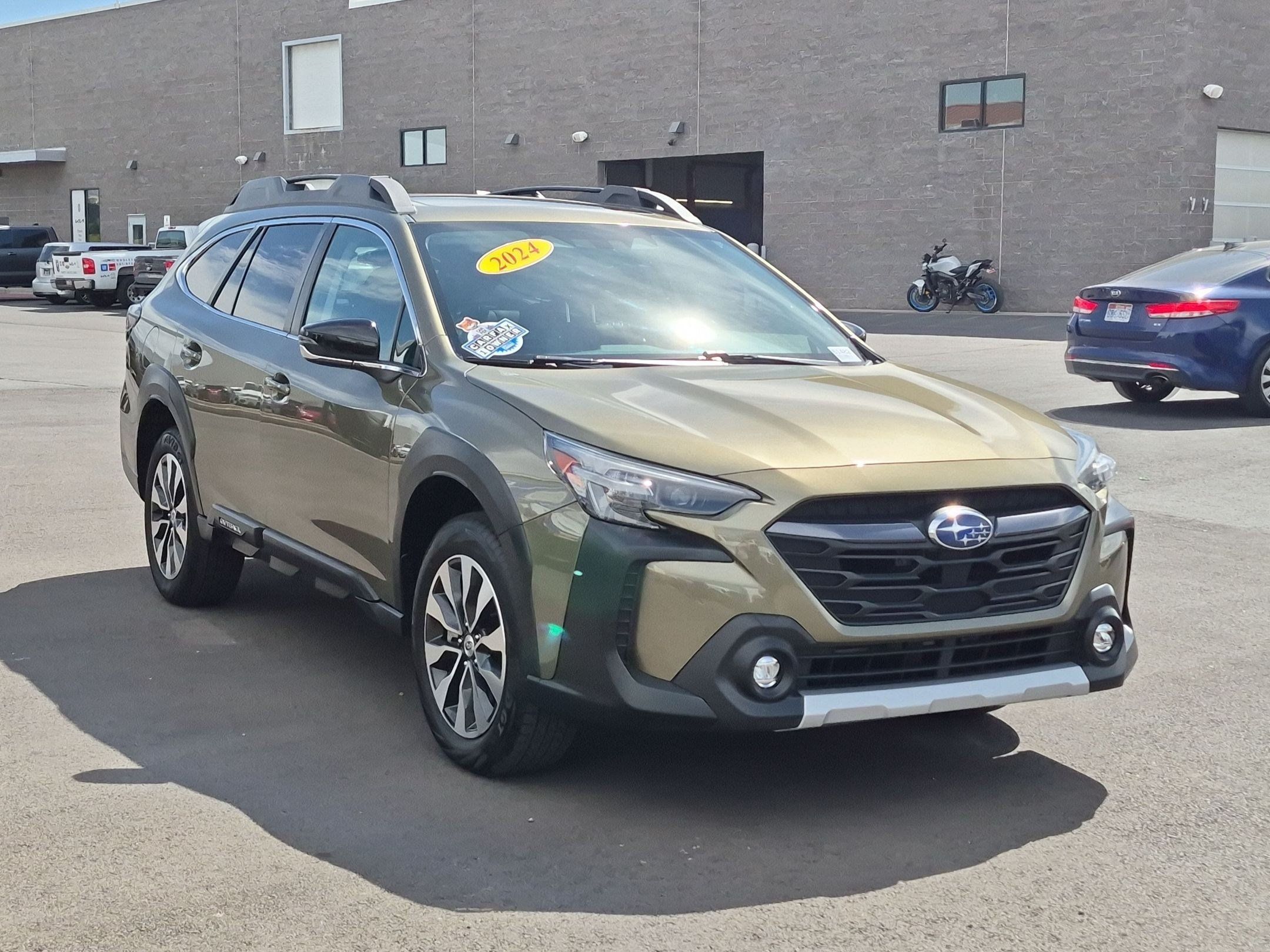 Used 2024 Subaru Outback Limited AWD/4WD image 8
