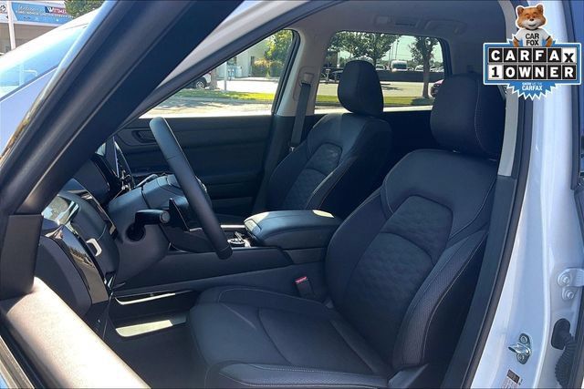 Used 2026 Nissan Pathfinder SV w/ Cargo Package AWD/4WD image 24