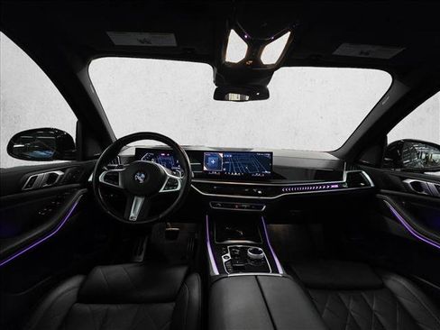 Used 2024 BMW X5 xDrive40i w/ Executive Package image 19