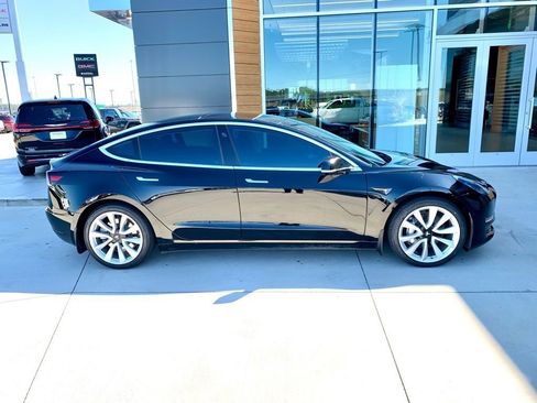 Used 2020 Tesla Model 3 Long Range image 6